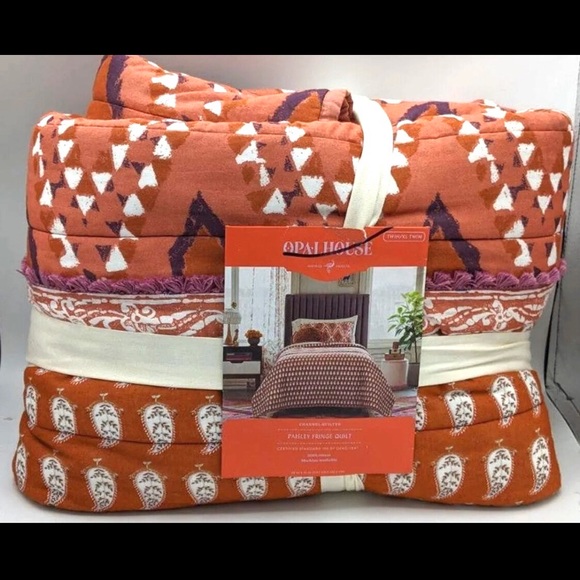Opalhouse Bedding Nwt Bundle Of Opalhouse Paisley Fringe Quilt Twin